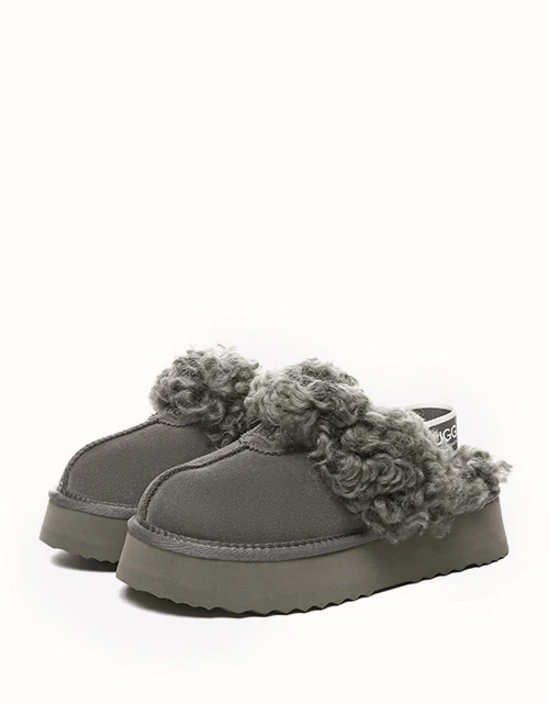 AUSTRALIAN SHEPHERD® Waffle Curly Platform