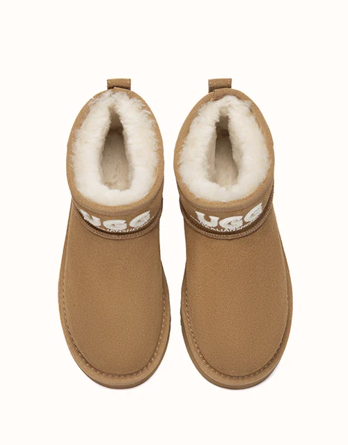 AUSTRALIAN SHEPHERD® Helia