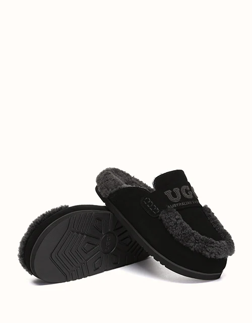 AUSTRALIAN SHEPHERD® Lora