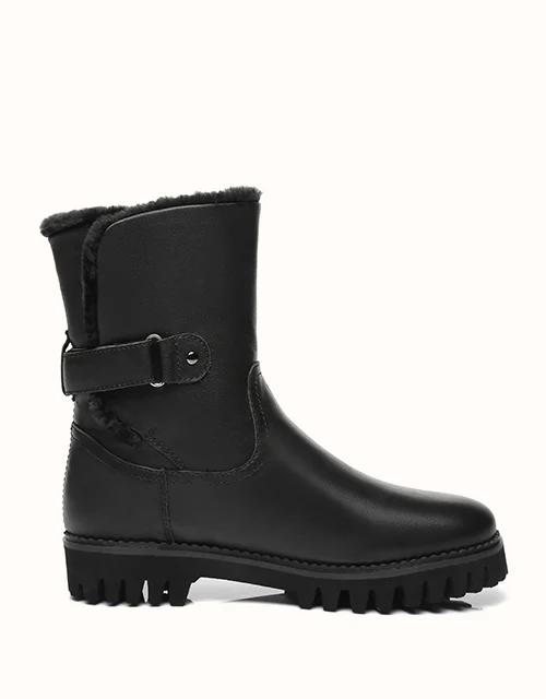 URBAN UGG® Tina