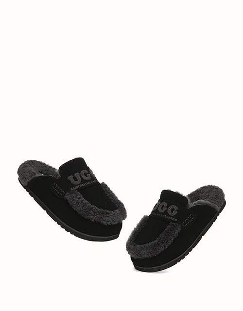 AUSTRALIAN SHEPHERD® Lora