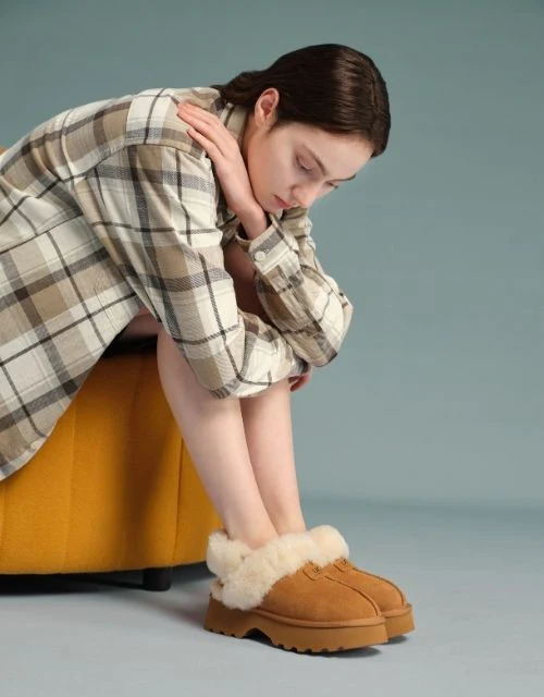 AUSTRALIAN SHEPHERD? Muna Platform