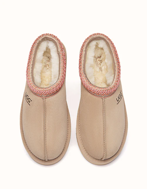 AUSTRALIAN SHEPHERD® Multi-color Tay