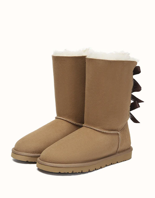 AUSTRALIAN SHEPHERD® Tall Back Bow