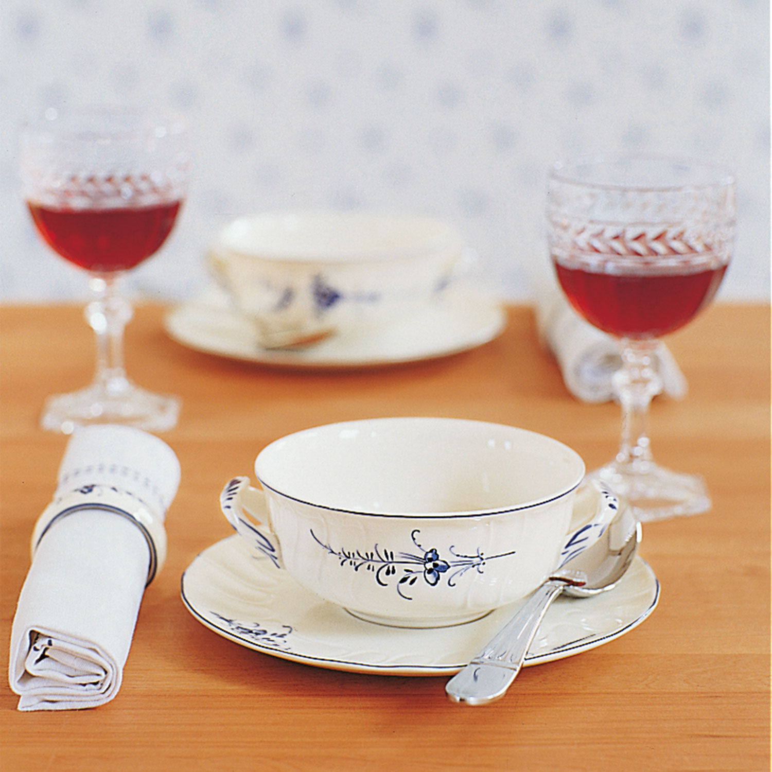 Vieux Luxembourg Suppen-Untertasse