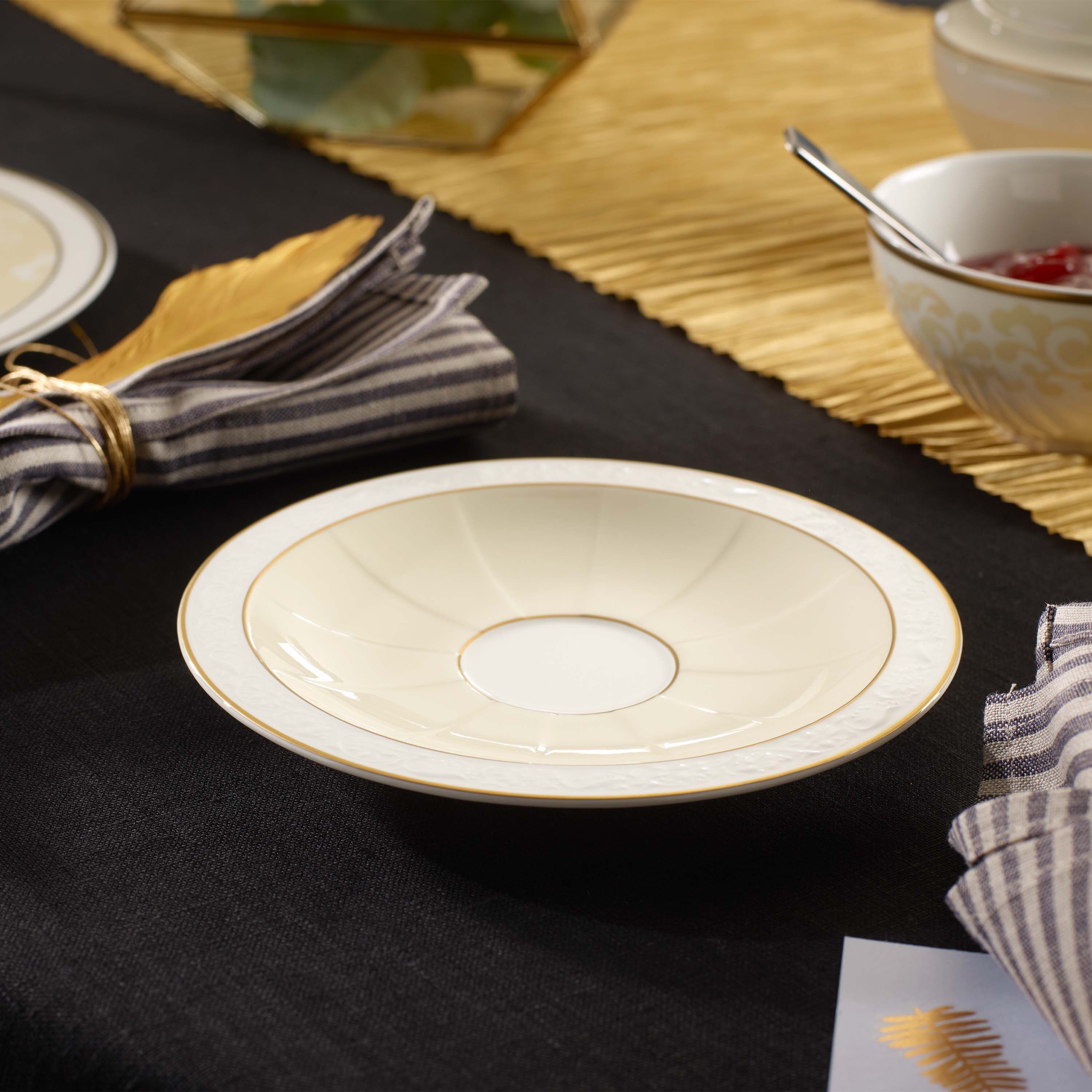 Ivoire Kaffee-Untertasse