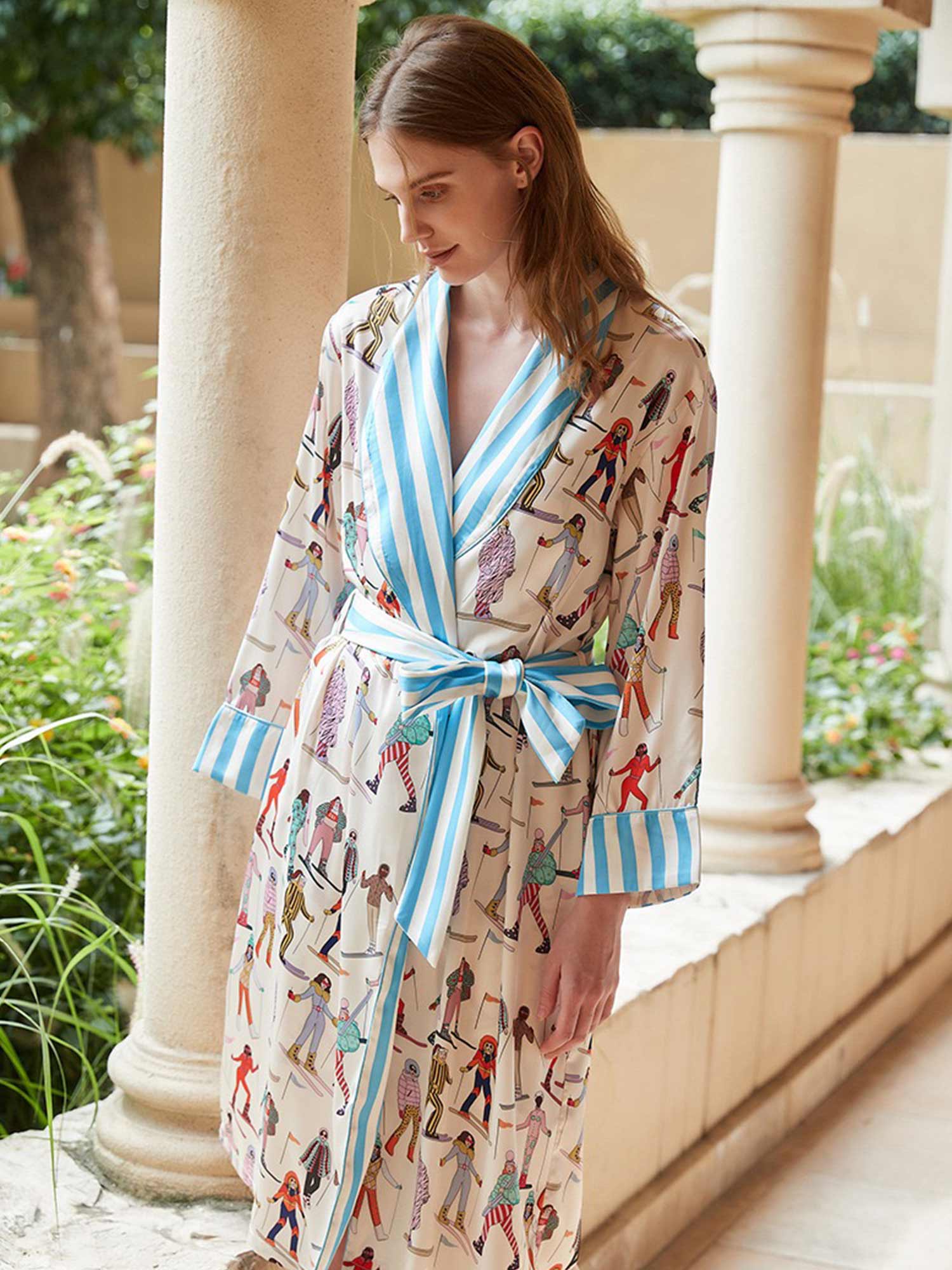 Ski Adventure Print Robe - XPRESSC