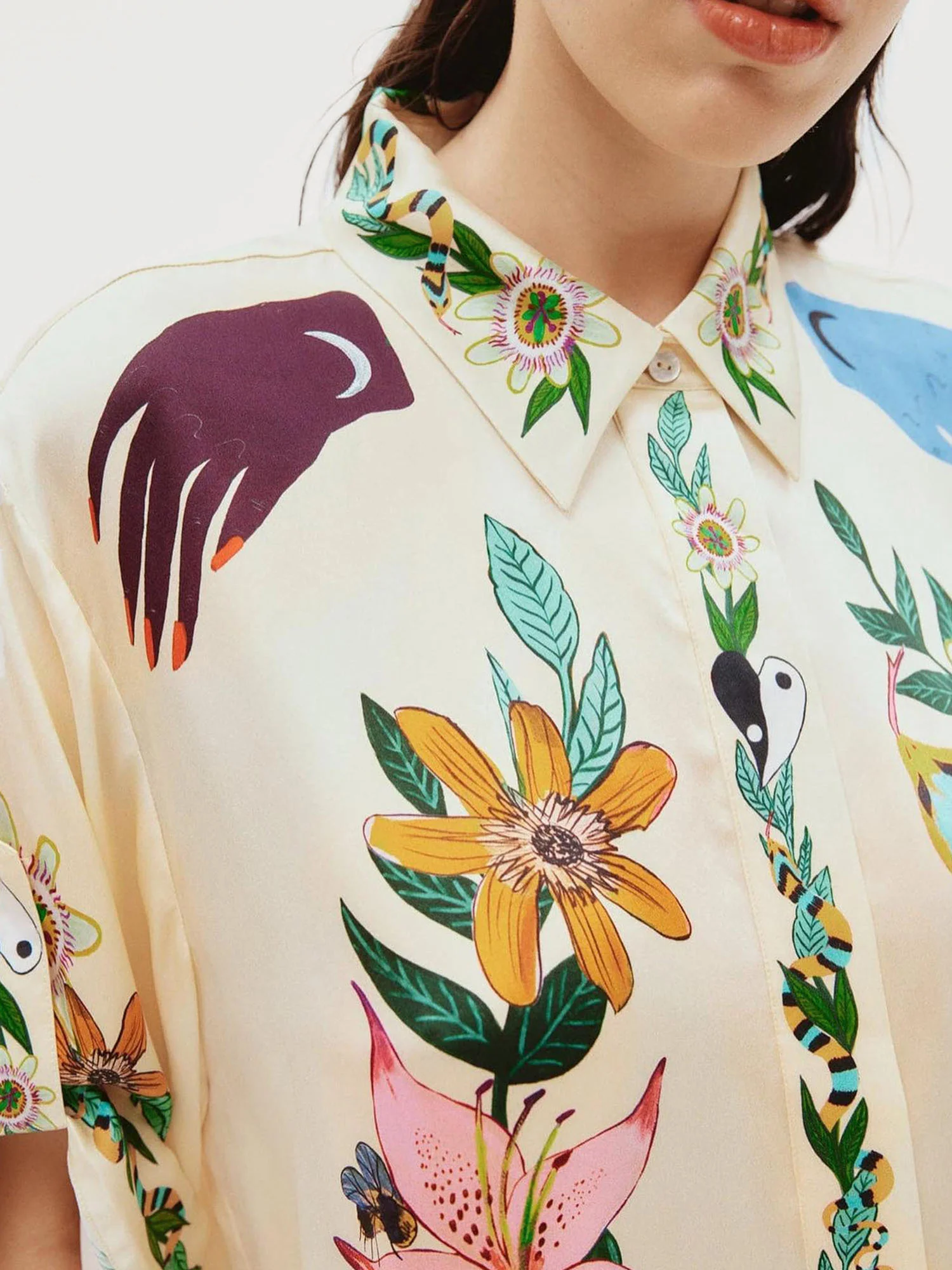 Satin Oversized Blouse with Sophisticated Print - XPRESSC