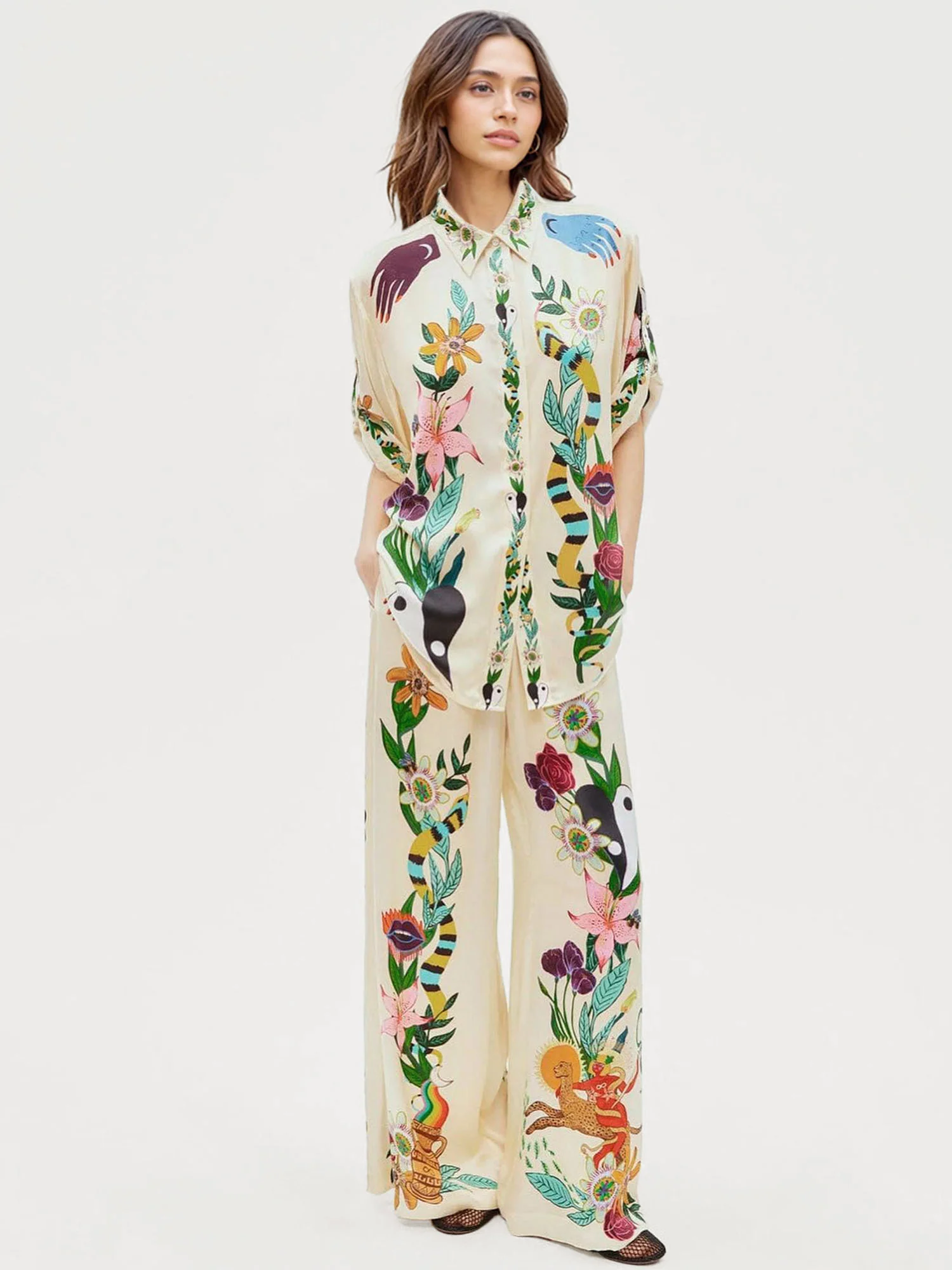 Satin Oversized Pants with Sophisticated Print - XPRESSC