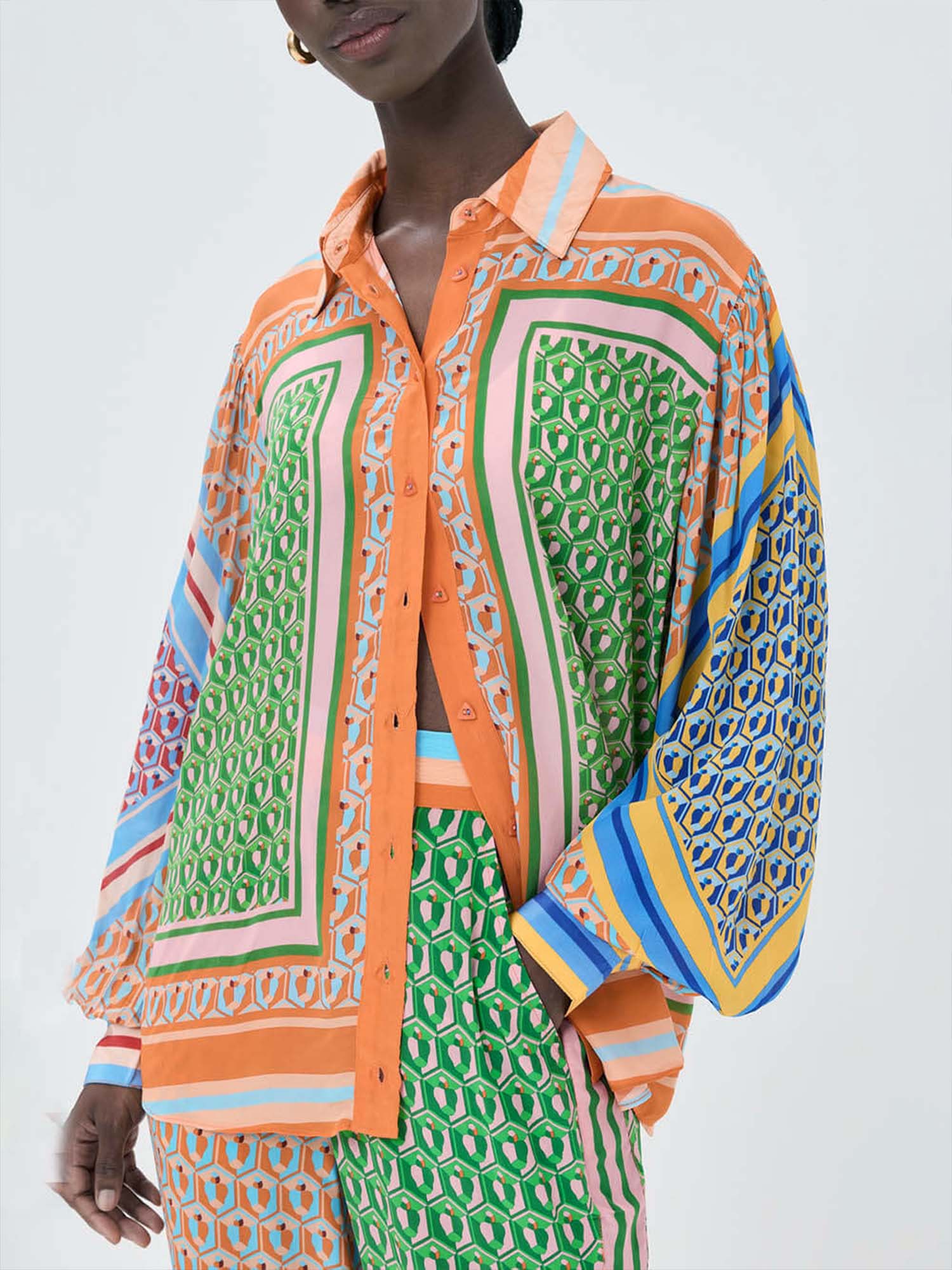 Print Oversized Button-Up Shirt with Colorblock Details - XPRESSC