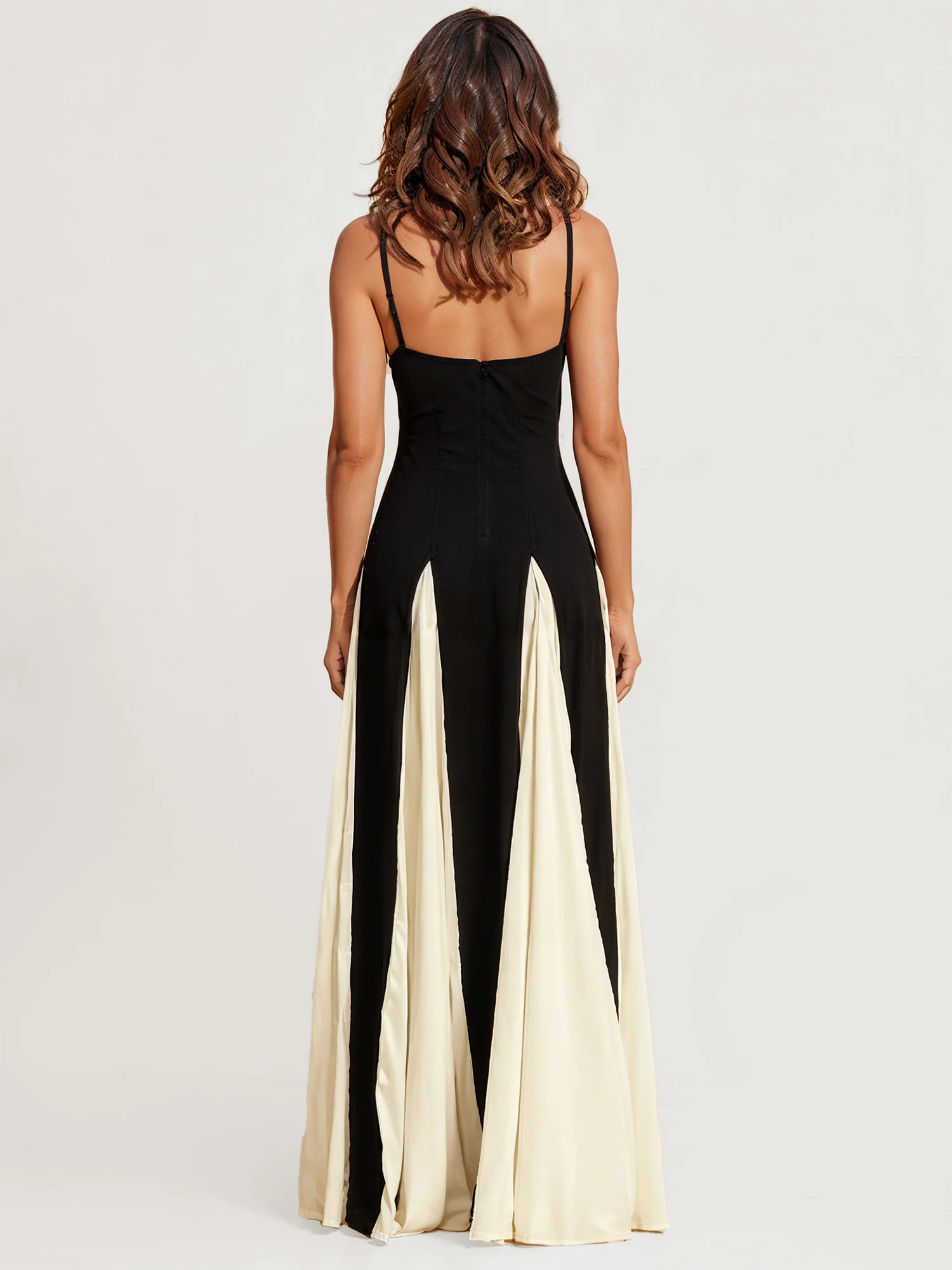 Chic Contrast Black and White Maxi Dress - XPRESSC
