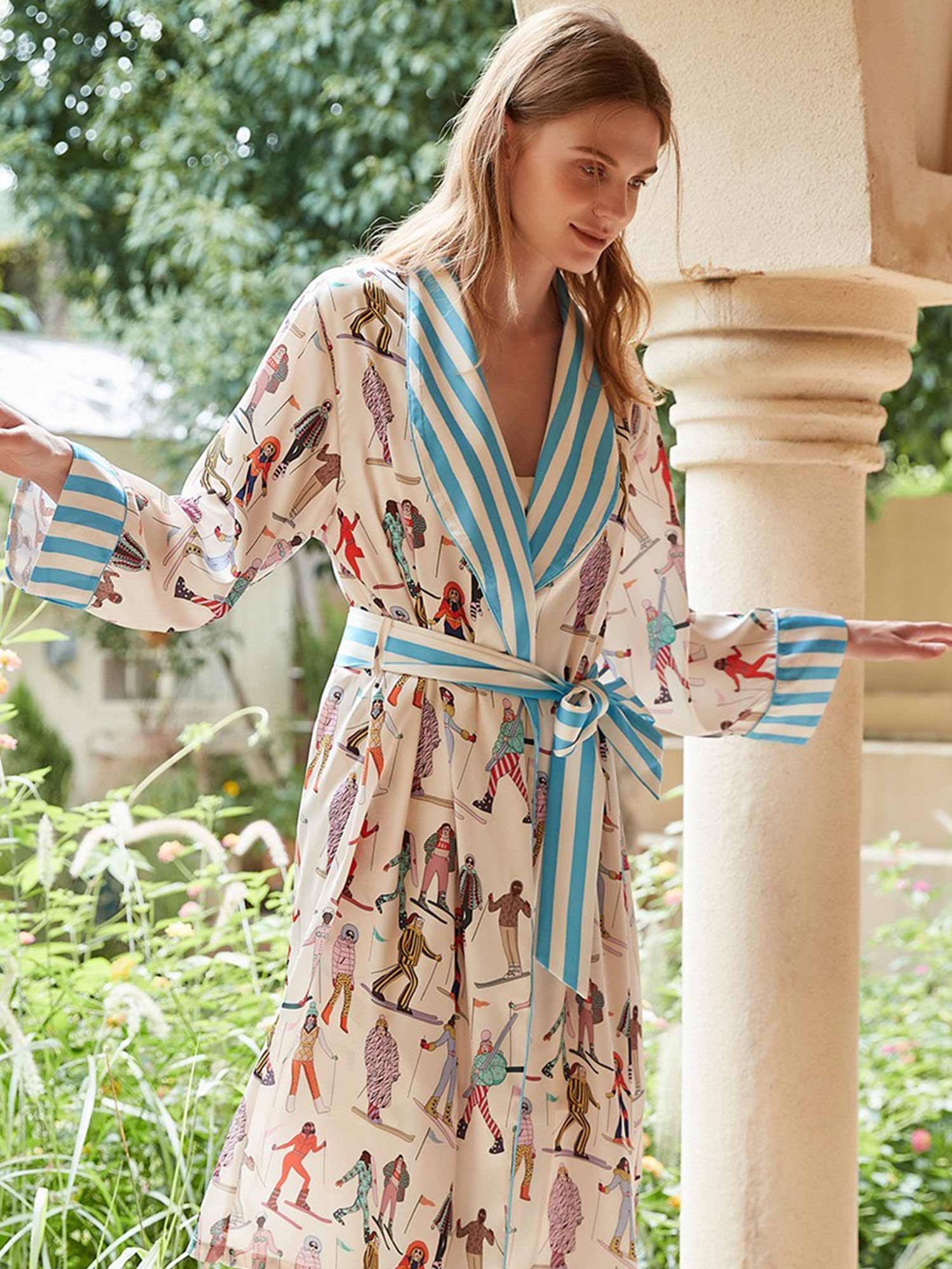 Ski Adventure Print Robe - XPRESSC