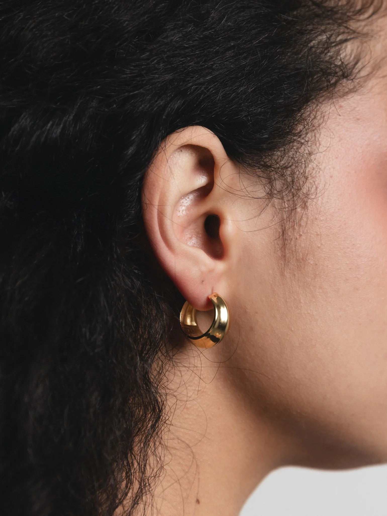 Bodie Hoops in Gold - XPRESSC