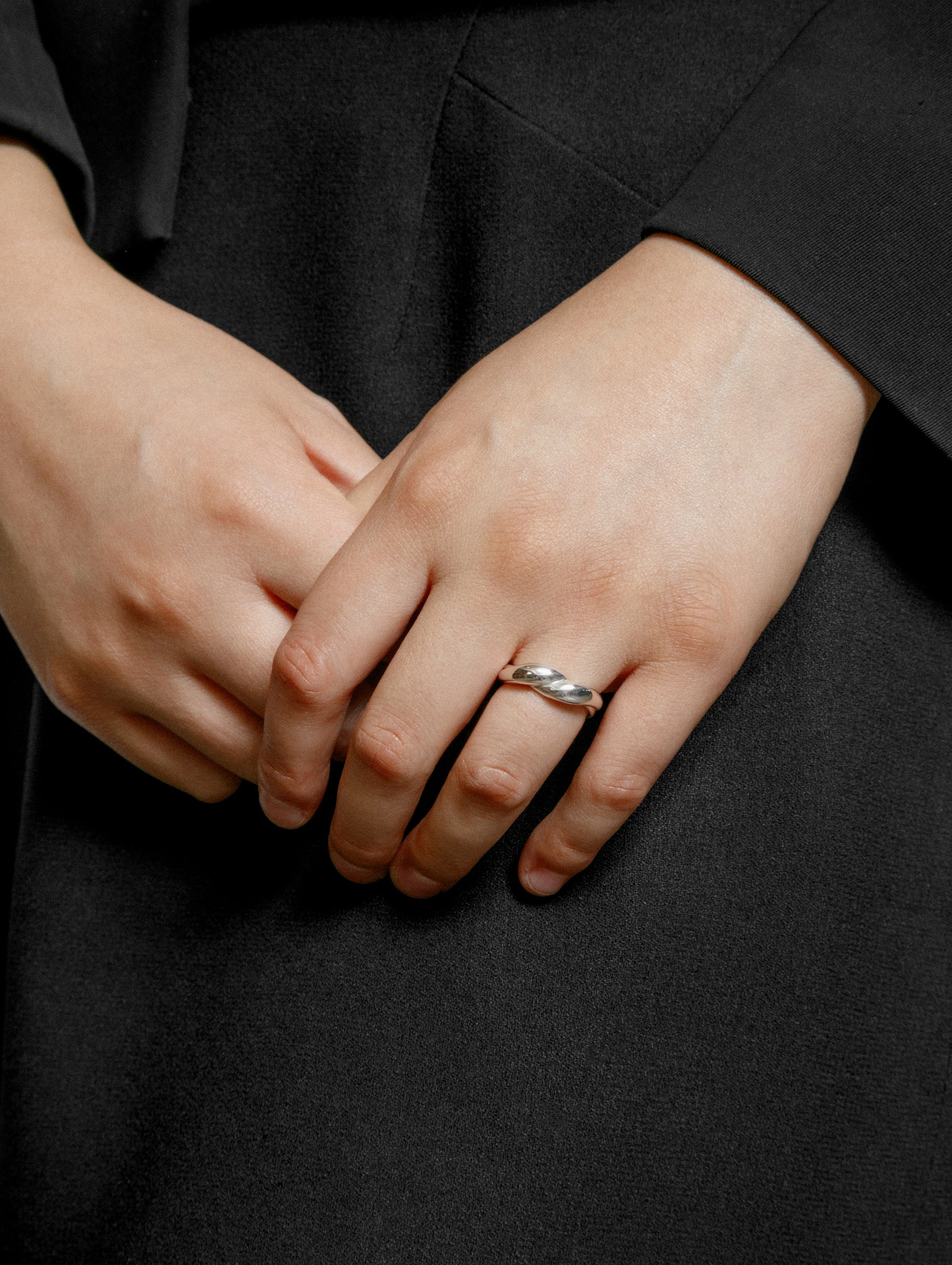 Knot Ring in Sterling Silver - XPRESSC