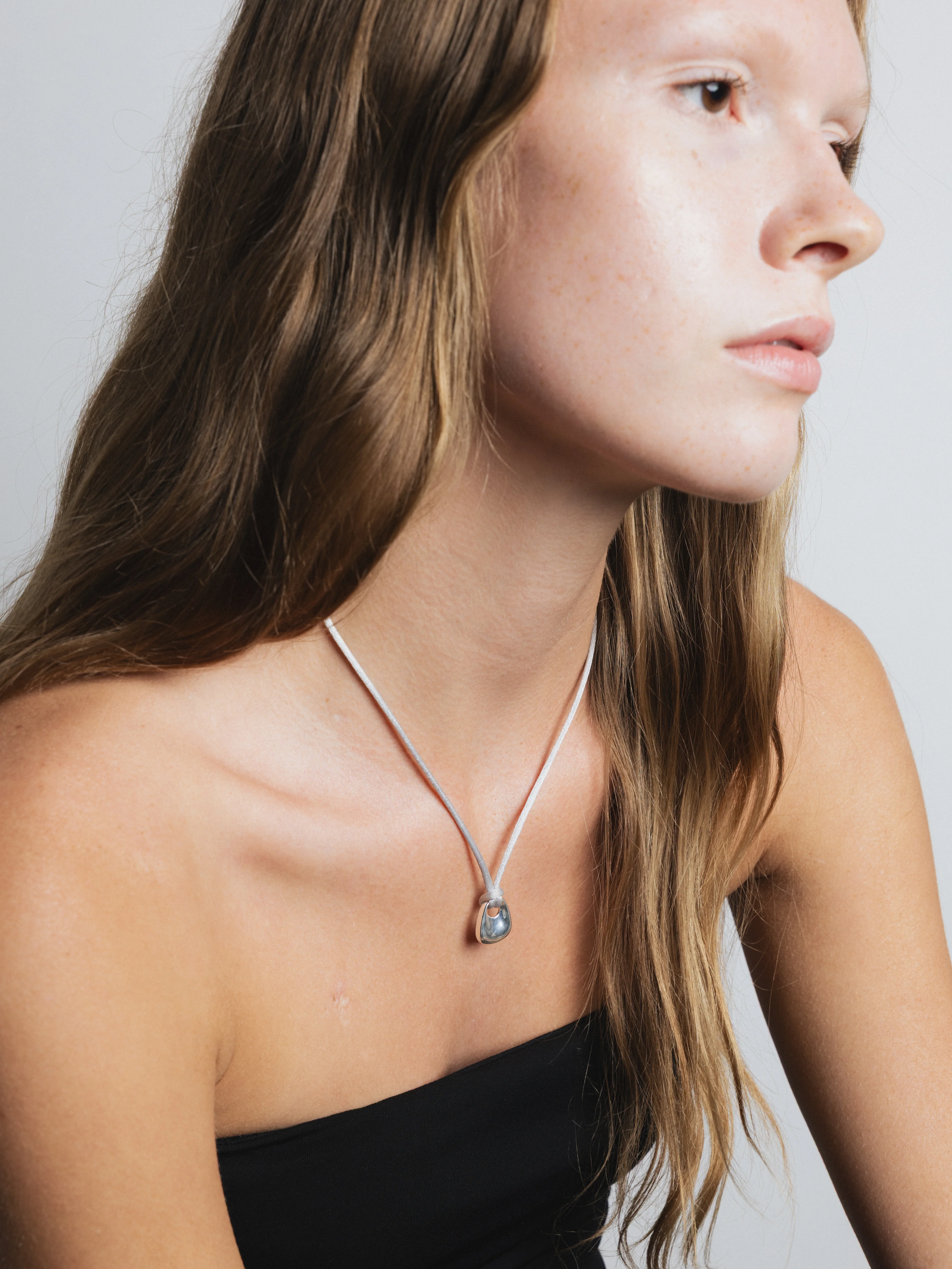 Odette Necklace in Grey and Sterling Silver - XPRESSC