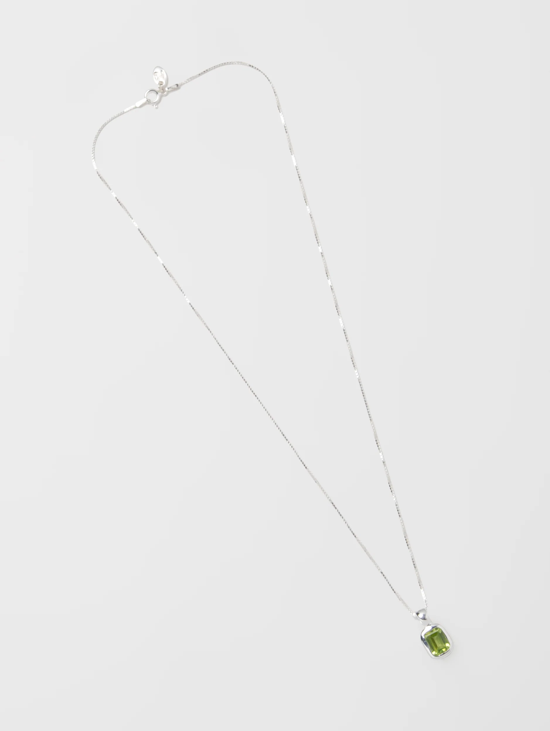Freya Necklace in Green Peridot and Sterling Silver - XPRESSC