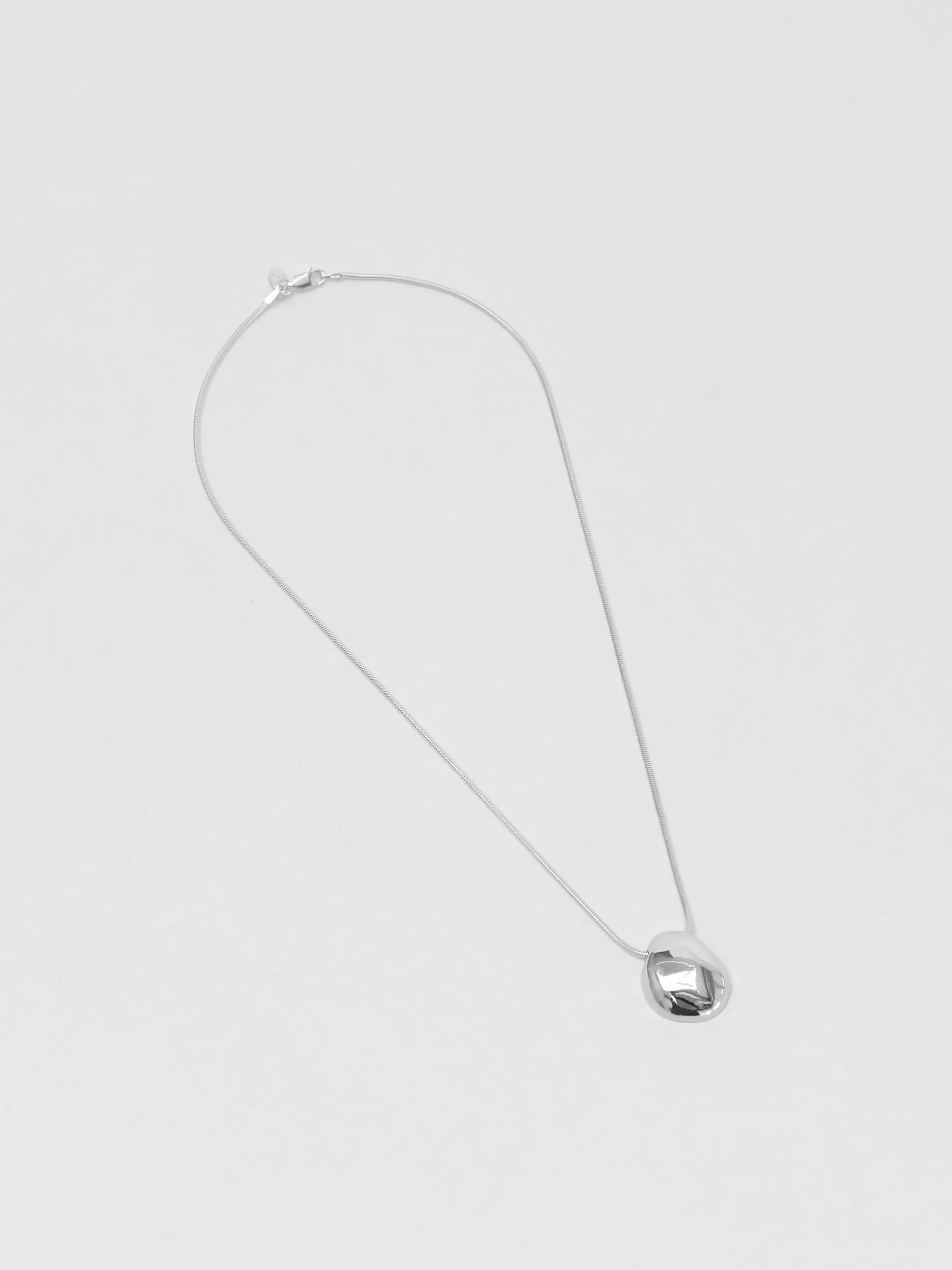 Naya Necklace in Sterling Silver 18