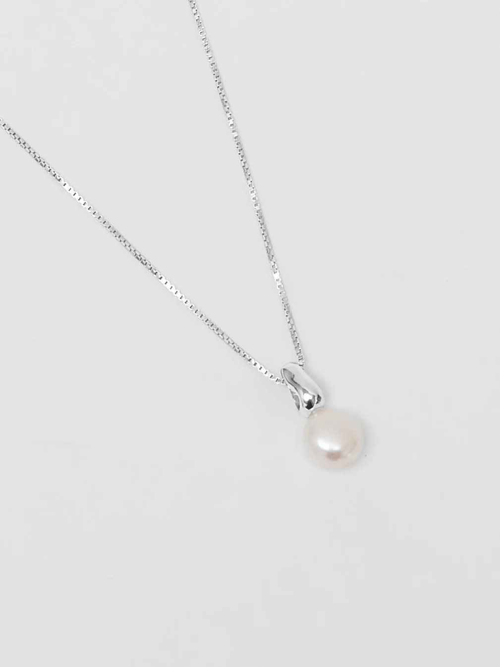 Emmy Necklace in Sterling Silver - XPRESSC