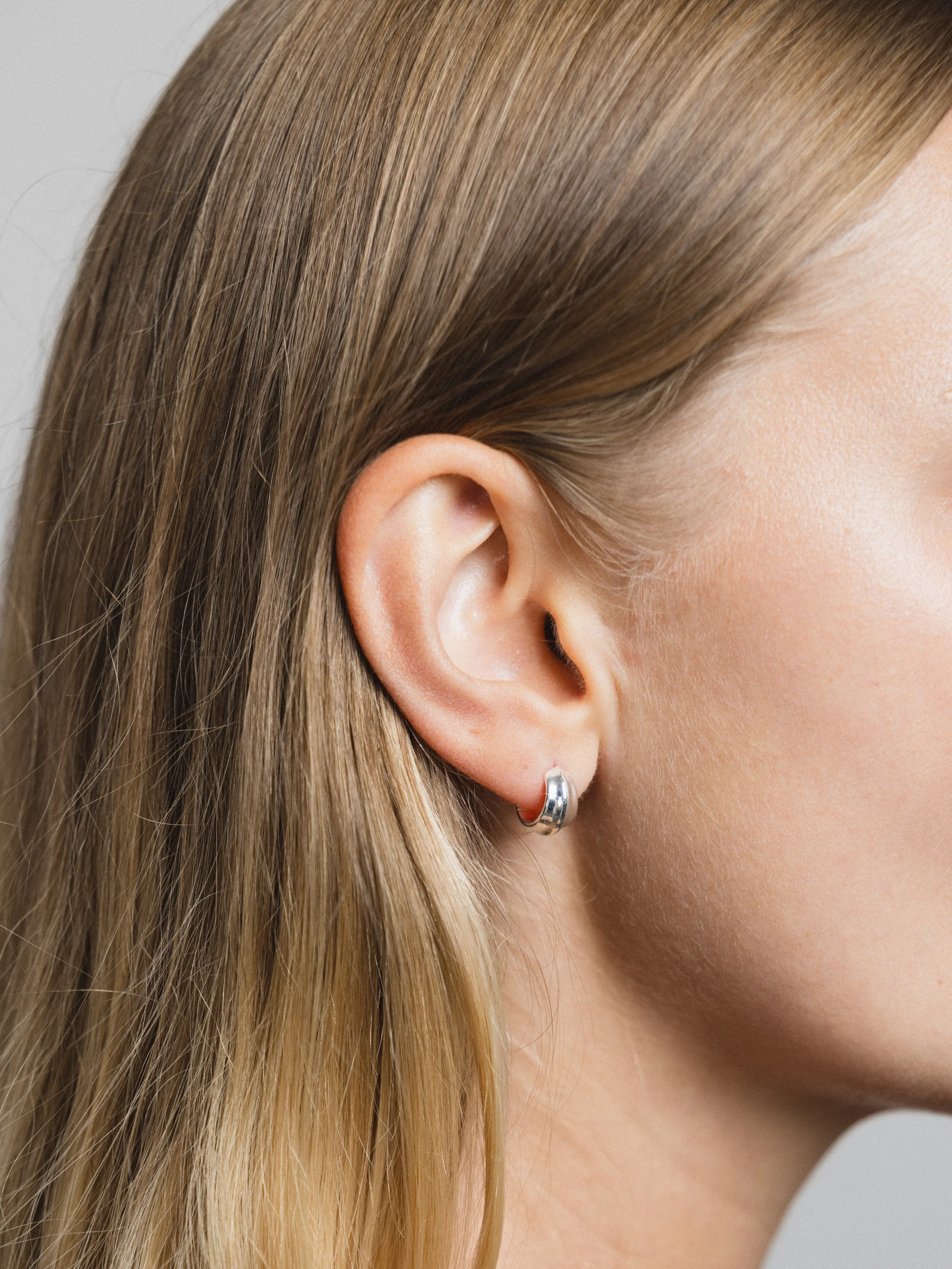 Small Bodie Earrings in Sterling Silver - XPRESSC