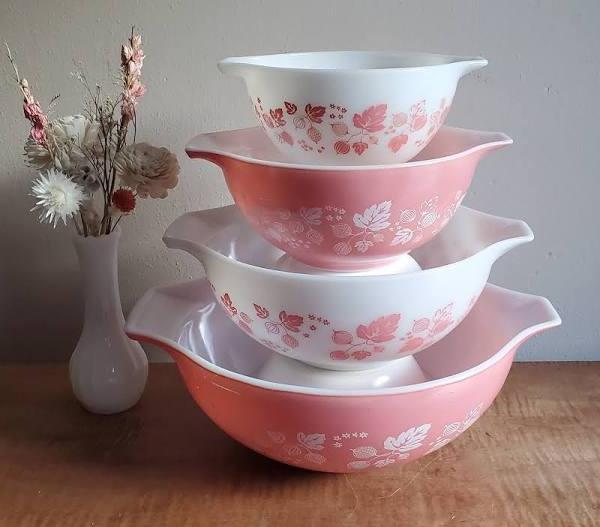 ParkwoodTreasures Vintage Pyrex Pink Gooseberry Cinderella Mixing Bowls - CostcoStore