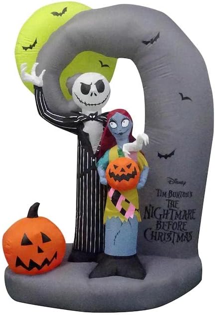 7ft Jack Skull and Sally Hills Scene - CostcoStore