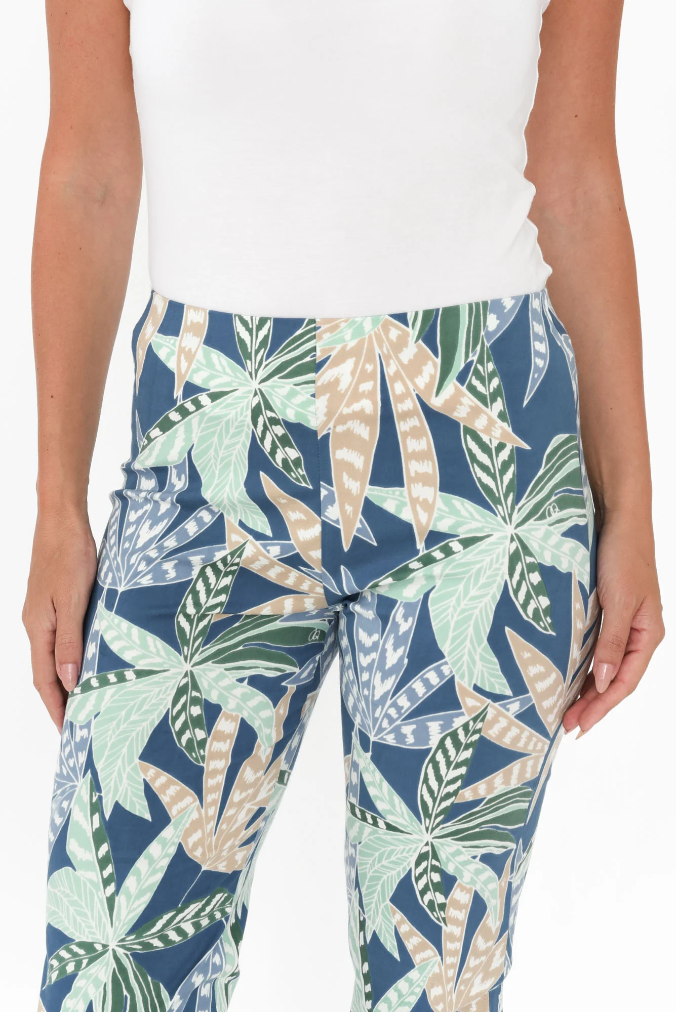 Caven Green Leaf Cotton Capri Pants