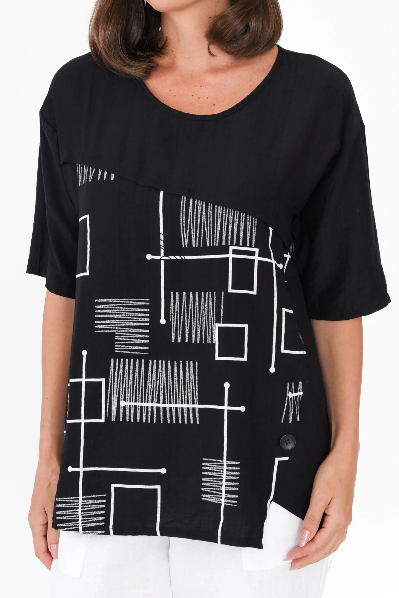 Sabra Black Geo Diagonal Seam Top