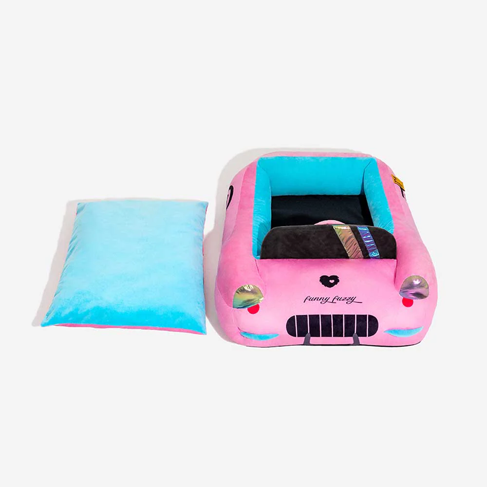 Classic Convertible Race Car Bolster Cat Bed - Fast��Fur
